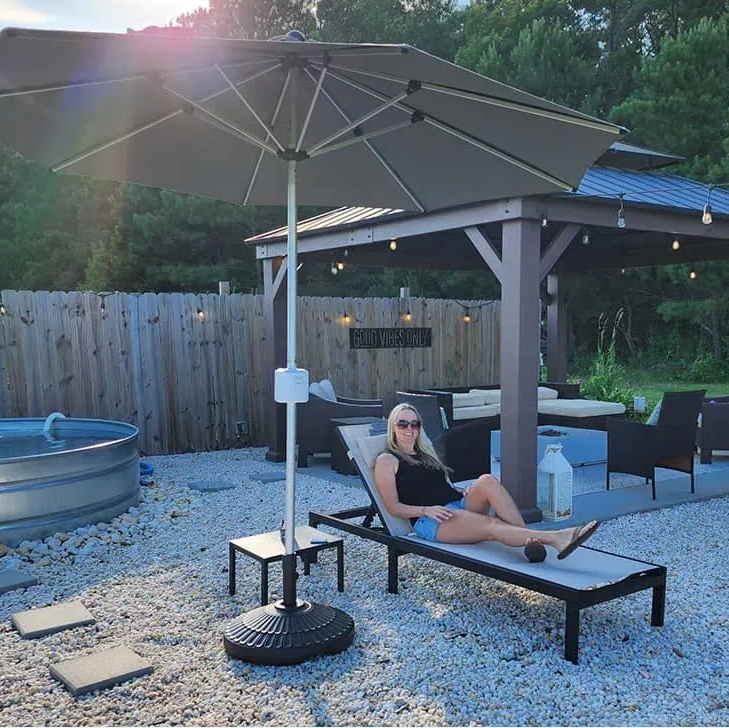 9ft Motorized Patio Umbrella – Remote Control, Easy Tilt Adjustment & Optional Base for Garden, Deck or Poolside Shade